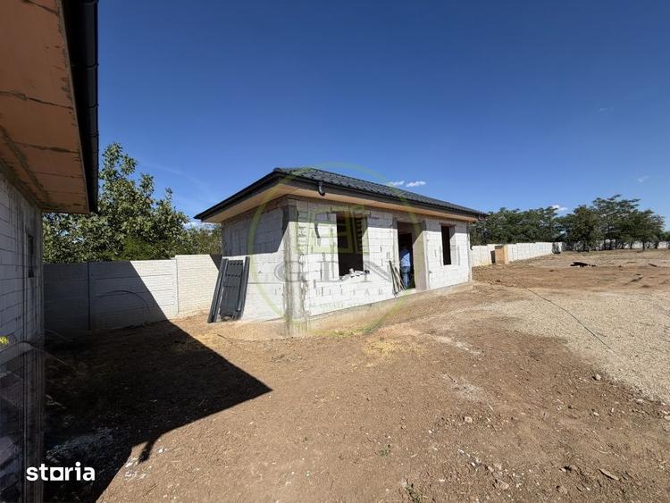 Casă cu 3 camere cu Teren 1533 Mp în Central