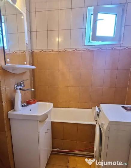 Apartament cu 2 camere decomandat în Tudor