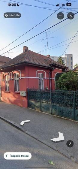 Casă individuală cu 4 camere cu Teren 273 Mp în Central