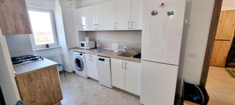 Apartament cu 2 camere decomandat în Păcii