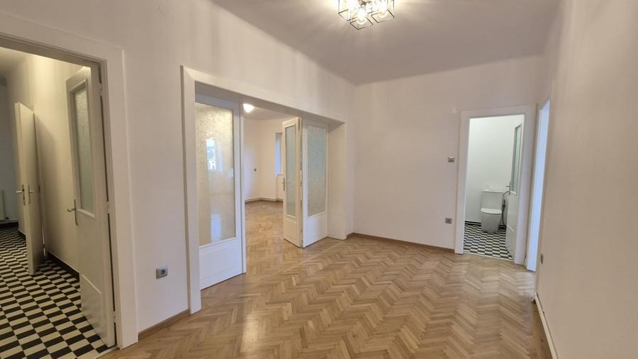 Apartament cu 2 camere circular, mobilat în Centrul Istoric
