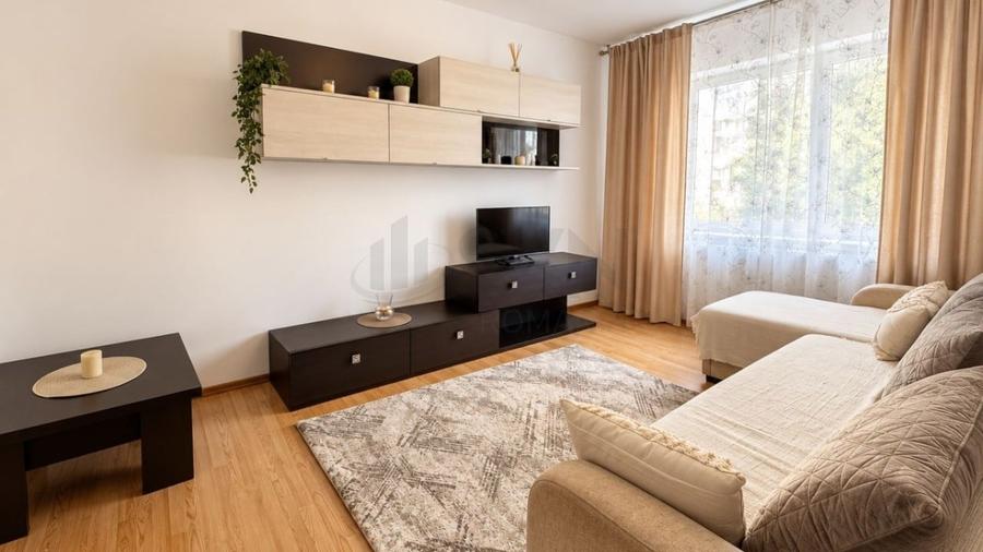 Apartament cu 2 camere decomandat, mobilat în P-ța Muncii
