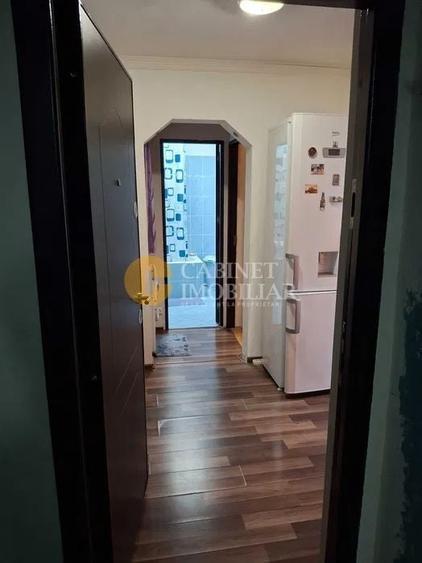 Apartament cu 2 camere decomandat, mobilat în Dacia