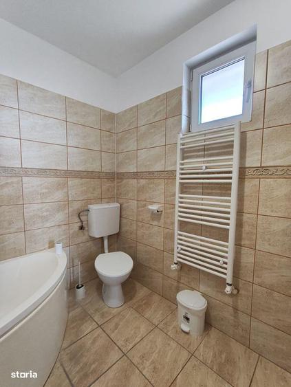 Casă cu 4 camere cu Teren 560 Mp în Joița