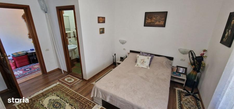 Casă cu 4 camere în Sud