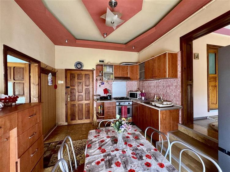 Apartament cu 2 camere nedecomandat, mobilat în Bartolomeu