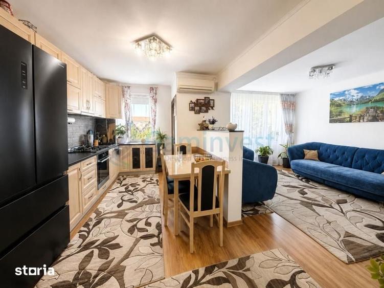 Apartament cu 3 camere decomandat în Iosia