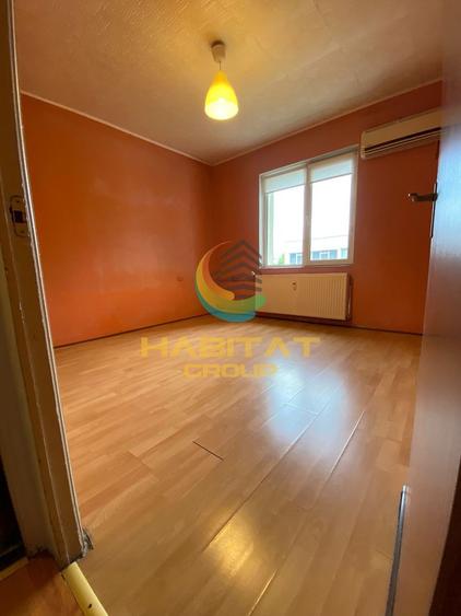 Apartament cu 3 camere decomandat, mobilat în Berceni
