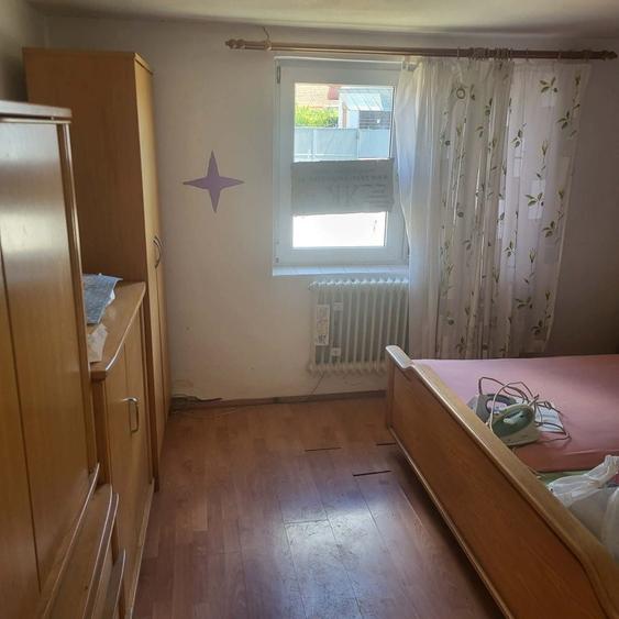 Casă cu 2 camere în Buteni