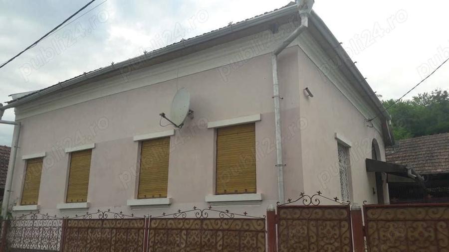 Casă cu 3 camere în Ciugud
