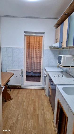 Apartament cu 2 camere decomandat în Micro 18