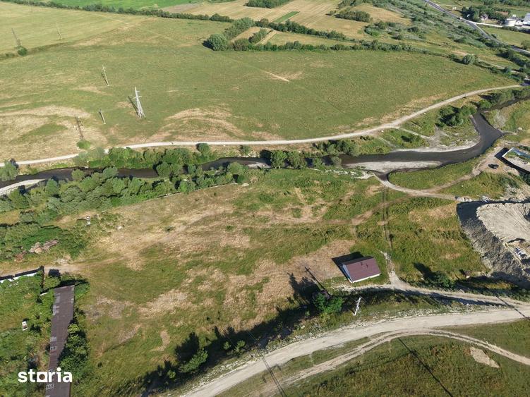 Teren de 7500 mp, în Central