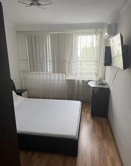Apartament cu 2 camere semidecomandat, mobilat în Dristor