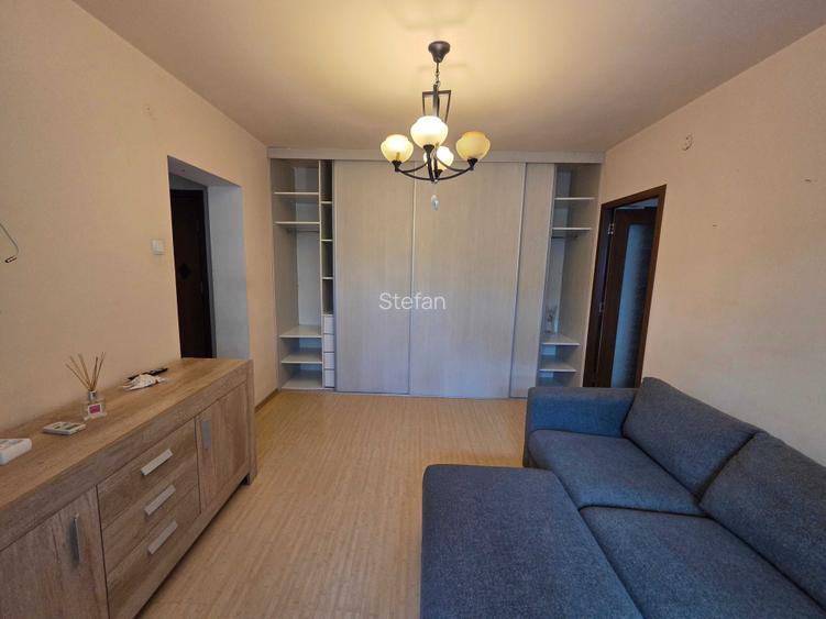 Vand apartament 3 camere nord