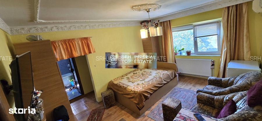 Apartament 2 camere semidecomandat etaj 2 Poarta 6 Liceul Lucian Blaga