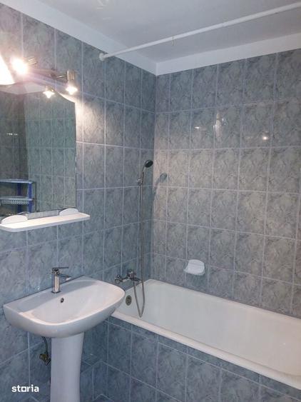 Apartament cu 3 camere în Muncii