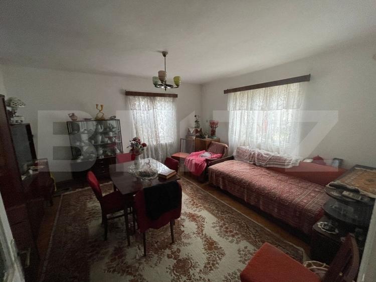 Casă individuală cu 4 camere cu Canalizare în Nord