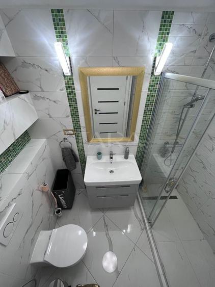 Apartament cu 3 camere semidecomandat, mobilat în Gheorgheni