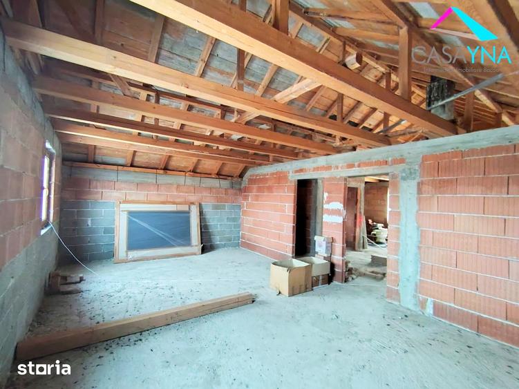 Casă cu 5 camere cu Teren 780 Mp în Sărata