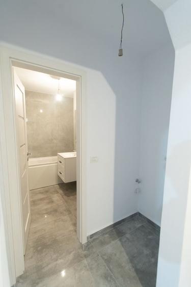 Apartament cu 2 camere decomandat în Soarelui