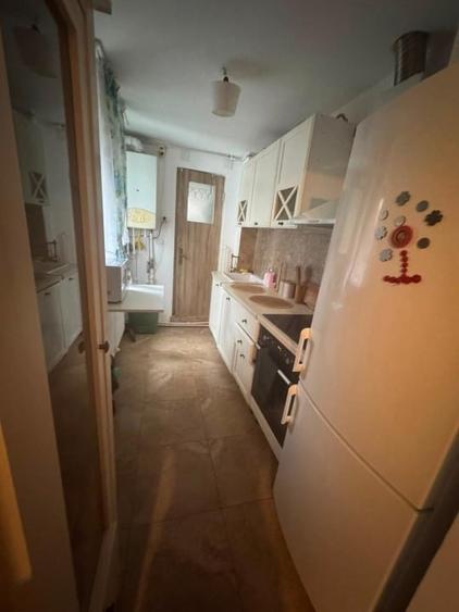 Apartament cu 4 camere decomandat, mobilat în Ștefan cel Mare