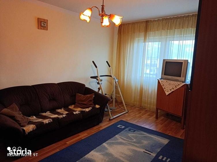 Apartament cu 3 camere decomandat în Mărăști