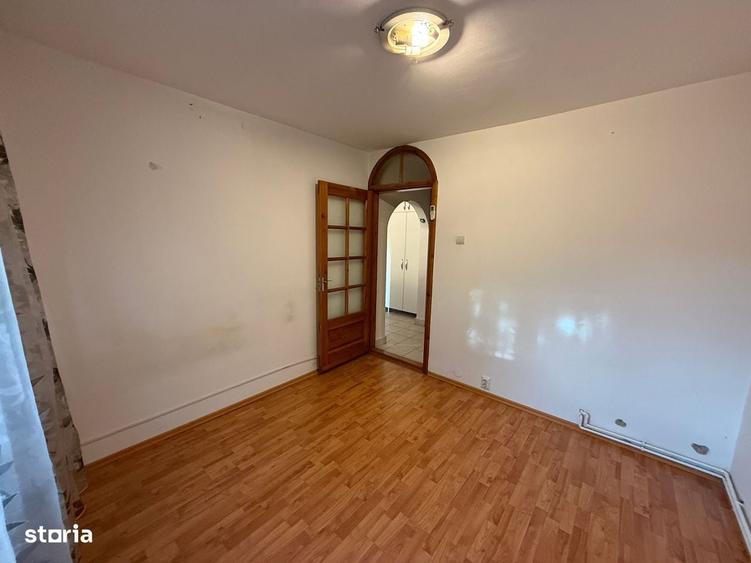 Oportunitate rara - Apartament 2 camere 51 mp-bloc izolat - an 1986 - 11