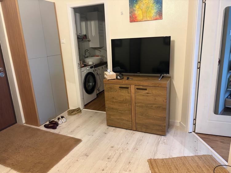 Apartament cu 2 camere decomandat în Exterior Vest
