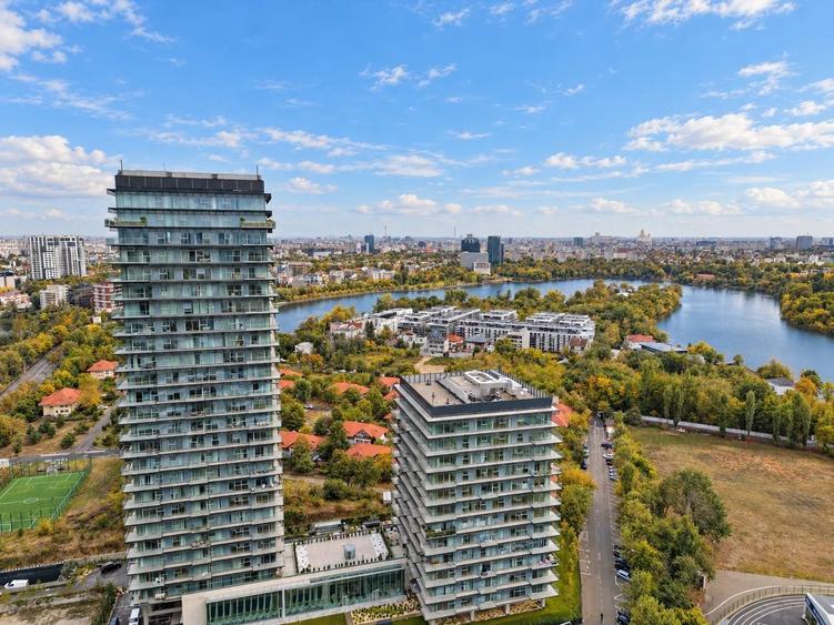 Apartament cu 4 camere decomandat în Floreasca