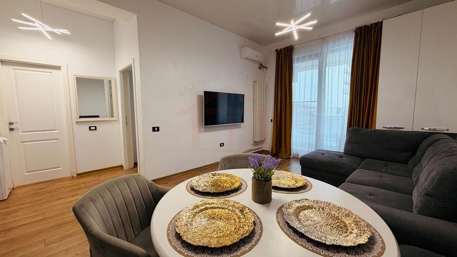 Apartament cu 2 camere decomandat, mobilat în Central