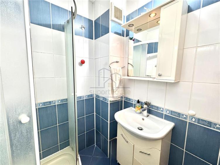 Apartament cu 3 camere decomandat în Cantacuzino