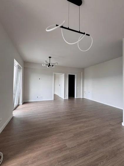 Apartament cu 2 camere semidecomandat în Florești