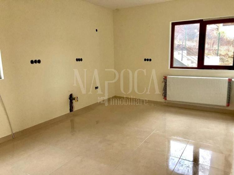 Casă individuală cu 7 camere cu Canalizare în Europa