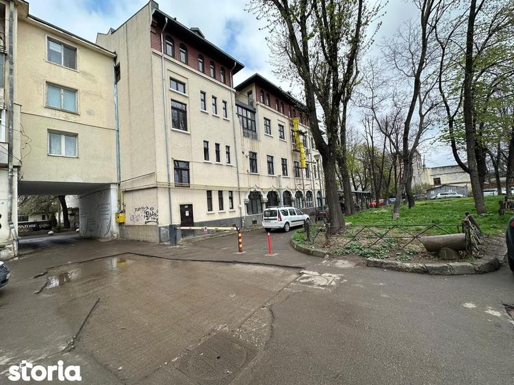 Spatiu parter, sursa apa in el, 13mp, centru, Cuza Voda - 10