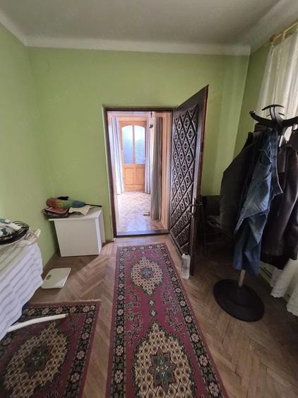 Casa in Blejoi cu posibilitate de teren suplimentar - 1