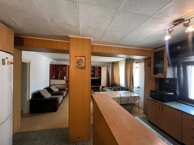 Apartament cu 2 camere decomandat în Eforie Sud