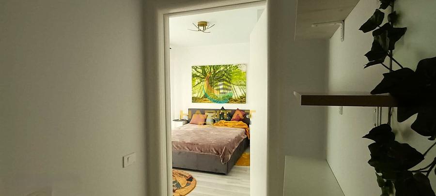 Apartament cu 2 camere semidecomandat în Viilor
