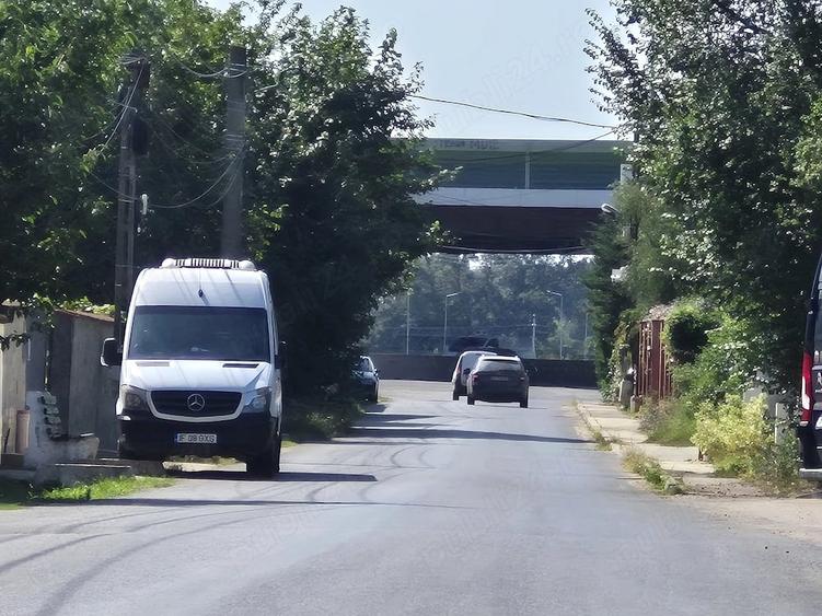 Spațiu comercial, în Petrești