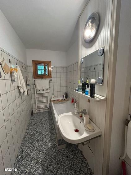 Apartament cu 4 camere decomandat în Sud
