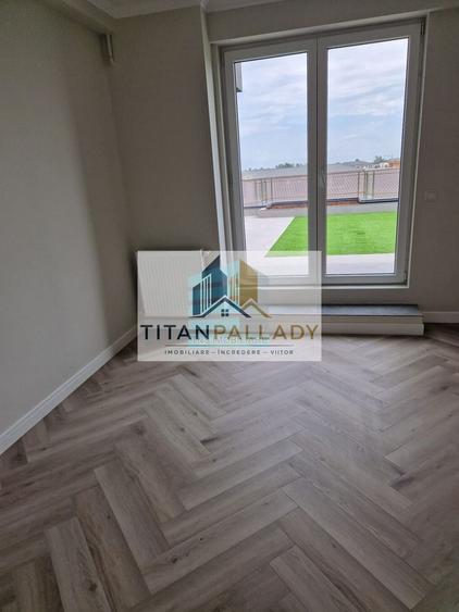 Penthouse cu 4 camere decomandat în Theodor Pallady