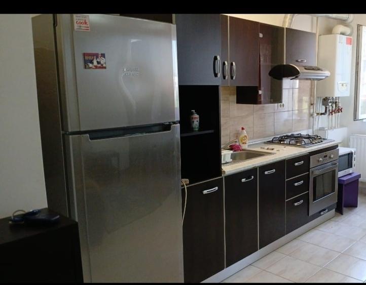 Apartament cu 2 camere semidecomandat, mobilat în Chiajna