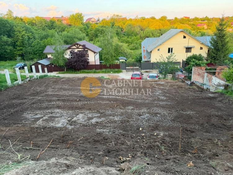 Teren Construcții de 500 mp, în Rediu