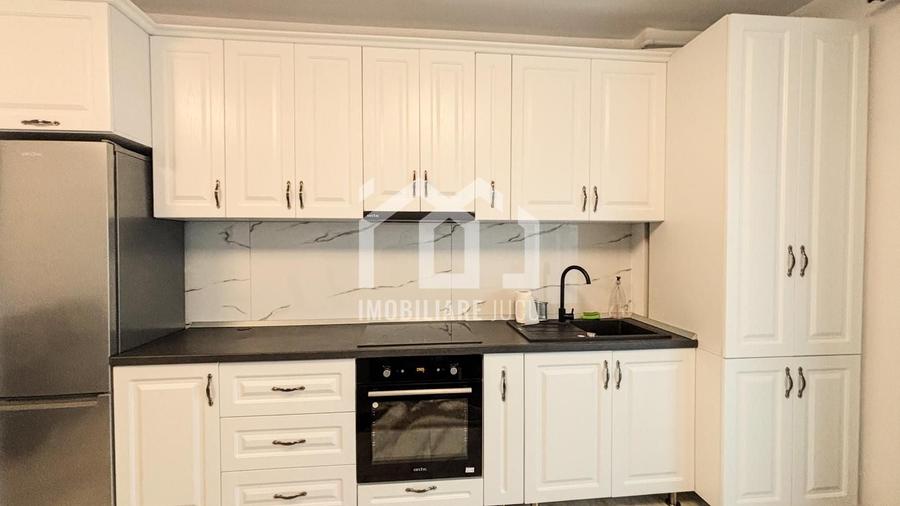 Apartament cu 3 camere semidecomandat, mobilat în Apahida