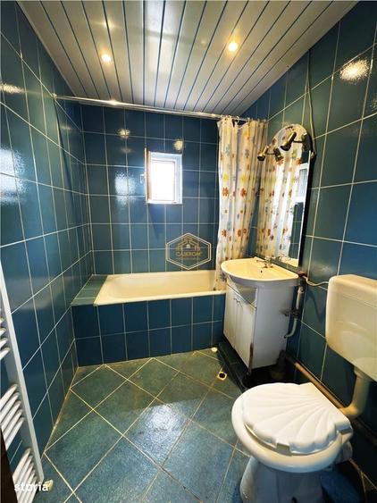 Apartament cu 3 camere decomandat în Micro 16
