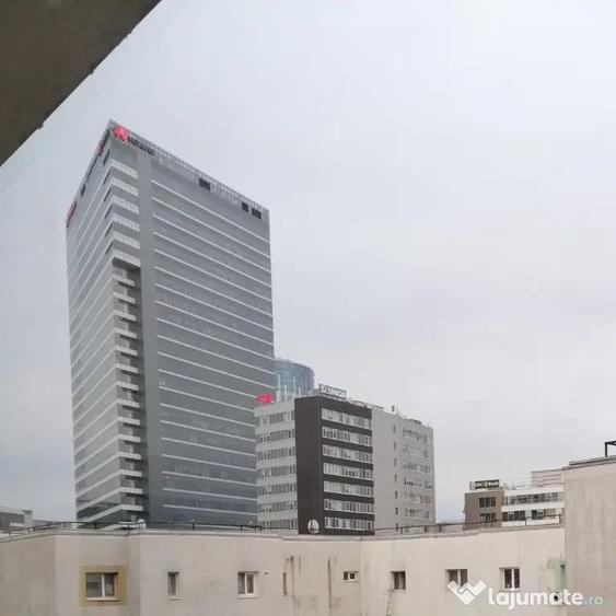 Apartament cu 2 camere decomandat în Aviației
