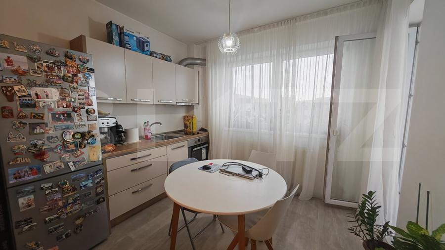 Apartament cu 2 camere decomandat, mobilat în Europa