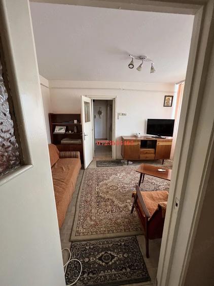 Apartament cu 2 camere semidecomandat în Hipodrom