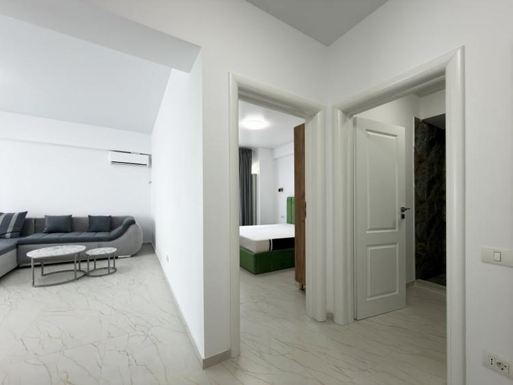 Apartament cu 2 camere decomandat, mobilat în Mamaia-Sat