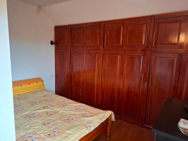 Casă individuală cu 4 camere cu Teren 600 Mp în Cristian