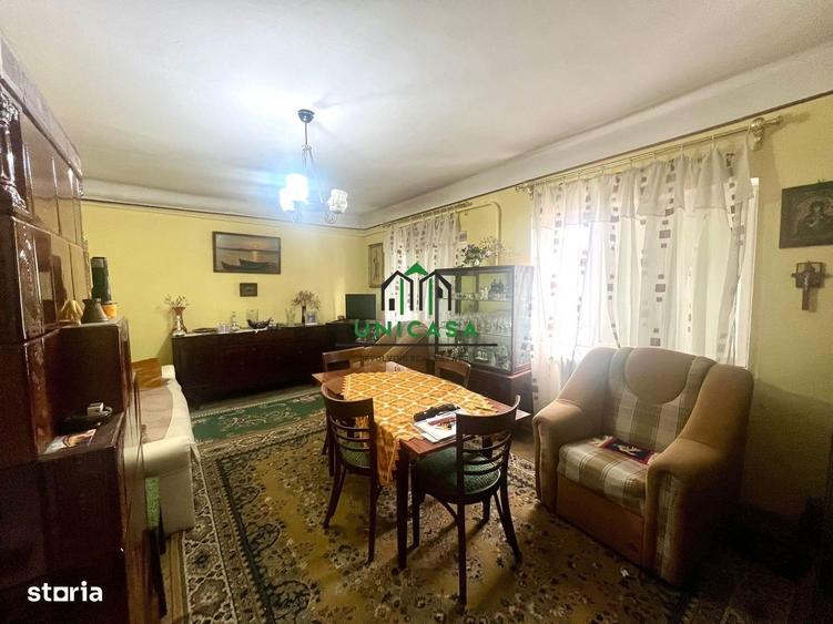 Casă cu 4 camere în Cerna